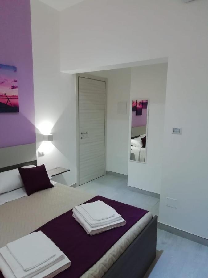 Flamingo Rooms มาร์เกริตา ดิ ซาวอยา ภายนอก รูปภาพ